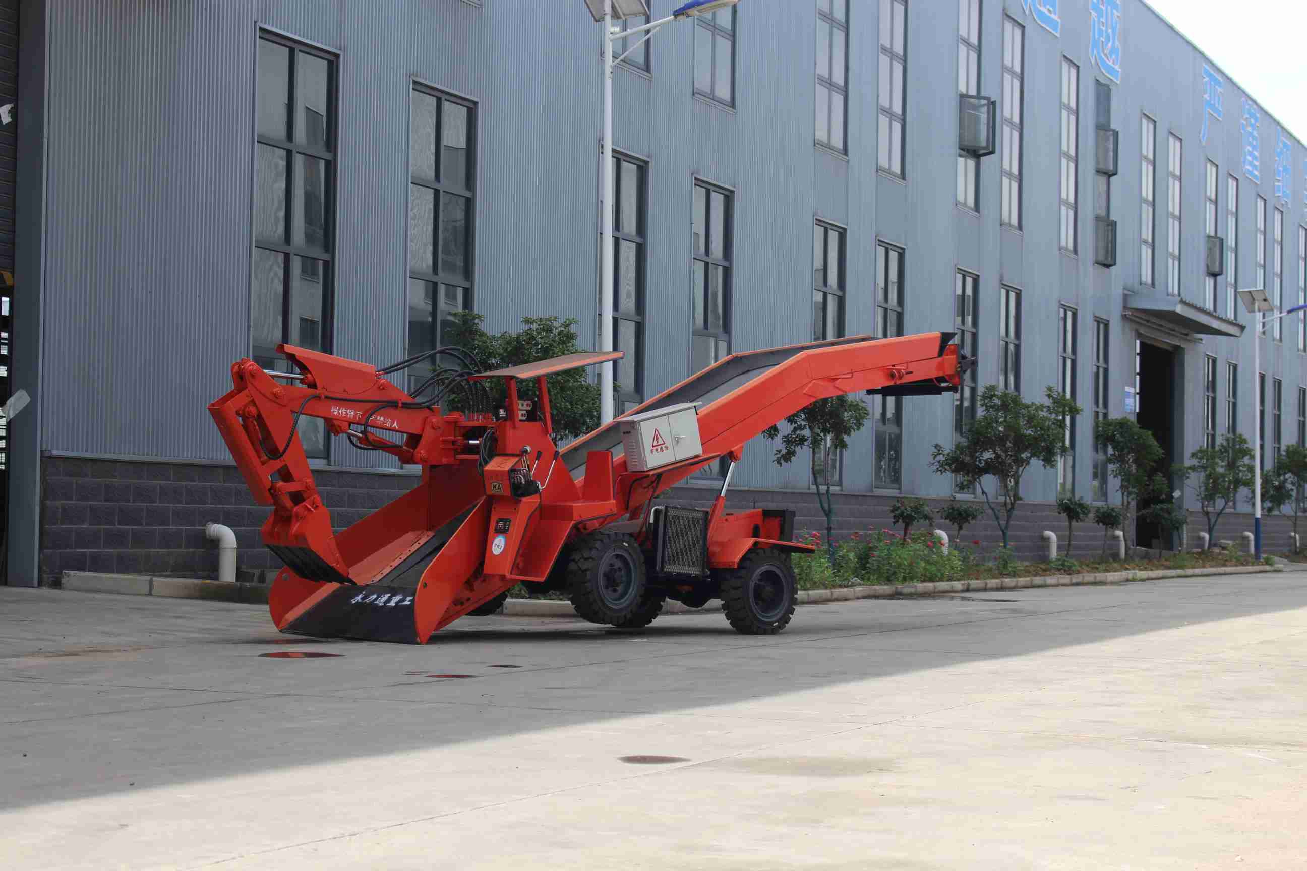 读雷锋故事有感:平凡铸就伟大,奉献绽放光芒(图1) 读雷锋故事有感:平凡铸就伟大,奉献绽放光芒(图1)